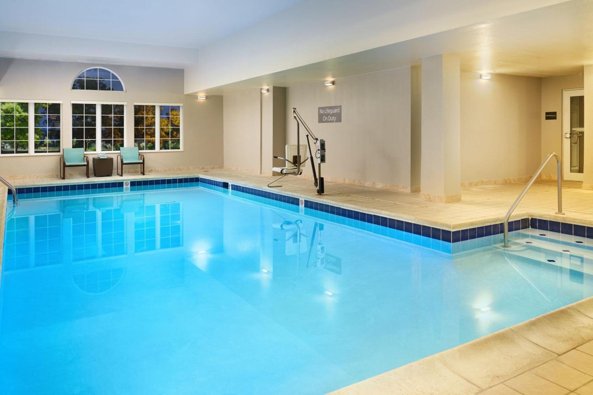 Residence Inn Boulder Longmont Bagian luar foto